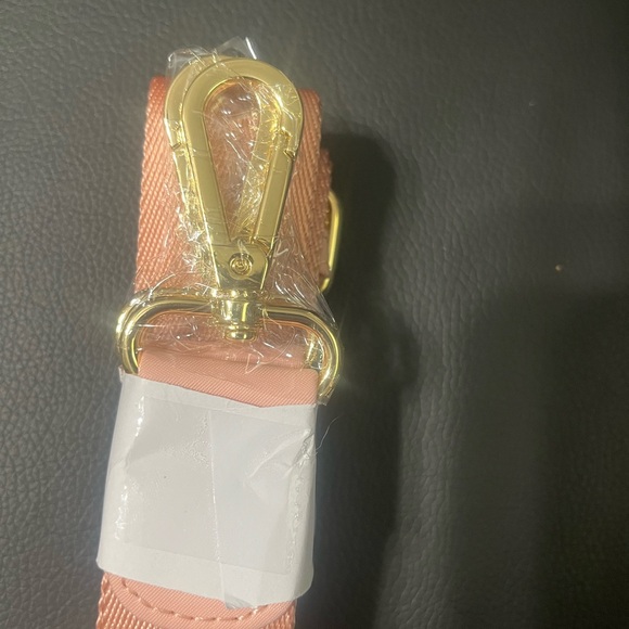 NWT Stoney Clover Lane X Minnie Sherpa crossbody- make an offer - Picture 6 of 9